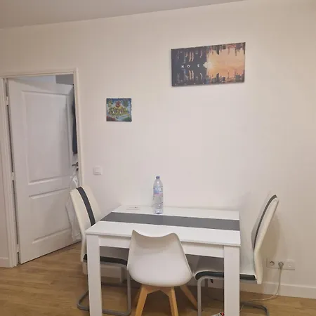 Charming 2-room In 15th Arrondissement *